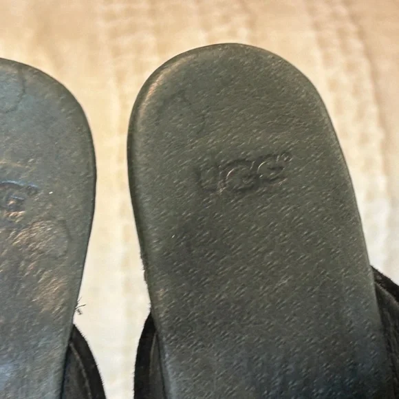 UGG WOMENS CLOGS BLACK SUEDE SIZE 8 - Picture 7 of 9